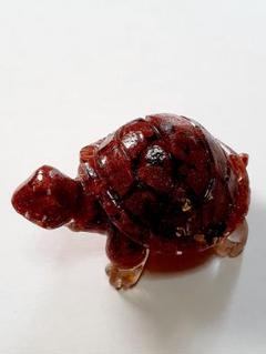 亀　ゴールドサンドストーン　金箔入り　置物